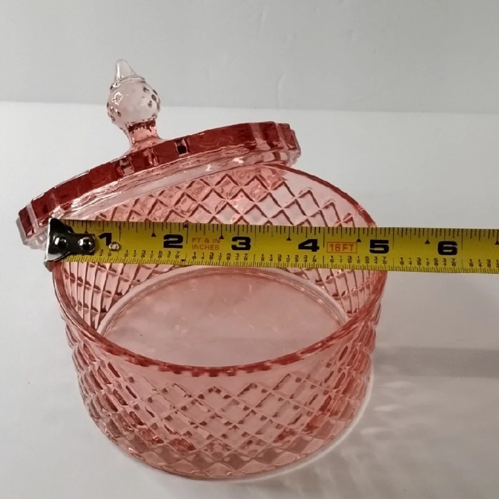 P-020 Blush Pink Pressed Diamond Pattern Glass Covered Dish